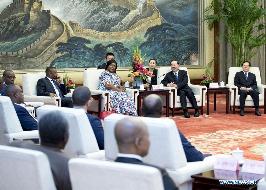 Un haut responsable du PCC appelle à renforcer la coopération médiatique avec l'Afrique Un haut responsable du PCC appelle à renforcer la coopération médiatique avec l'Afrique